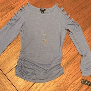 Women’s Top with Sleeve Cutouts